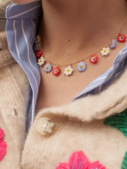 Anemone Flower Necklace><noscript><img width=