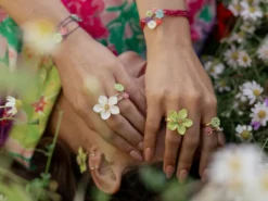 Bague fleur blanche><noscript><img width=
