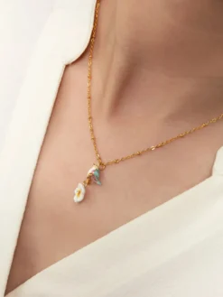 Bird on branch and flower necklace><noscript><img width=