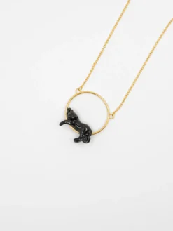 Black Panther Round Necklace><noscript><img width=