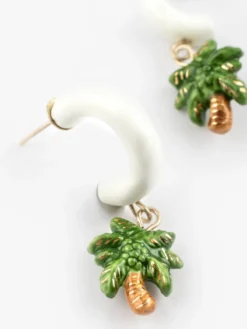 Boucles d'oreilles blanches palmier><noscript><img width=