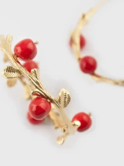 Boucles d'oreilles branches baies rouges><noscript><img width=