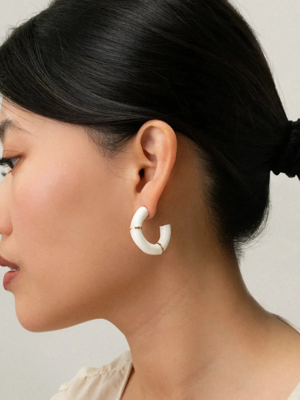 Boucles d’oreilles créoles bambou blanc>NACH BIJOUX Outlet