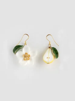 Boucles d'oreilles fleur de poirier, poire et feuille>NACH BIJOUX Online
