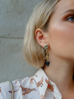 Boucles d'oreilles guépard - Premier amour><noscript><img width=