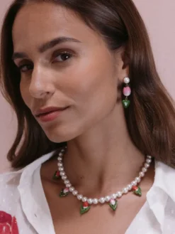 Boucles d’oreilles pendante perle, tulipe et cœur><noscript><img width=