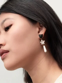 Boucles d'oreilles pendantes panthère et fleur d'Erine>NACH BIJOUX