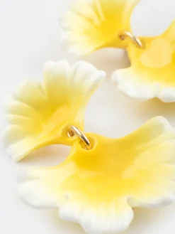 Boucles d’oreilles pendantes feuilles de ginkgo jaunes><noscript><img width=