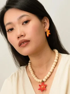 Boucles d'oreilles puces - demi lys tigrée>NACH BIJOUX Hot
