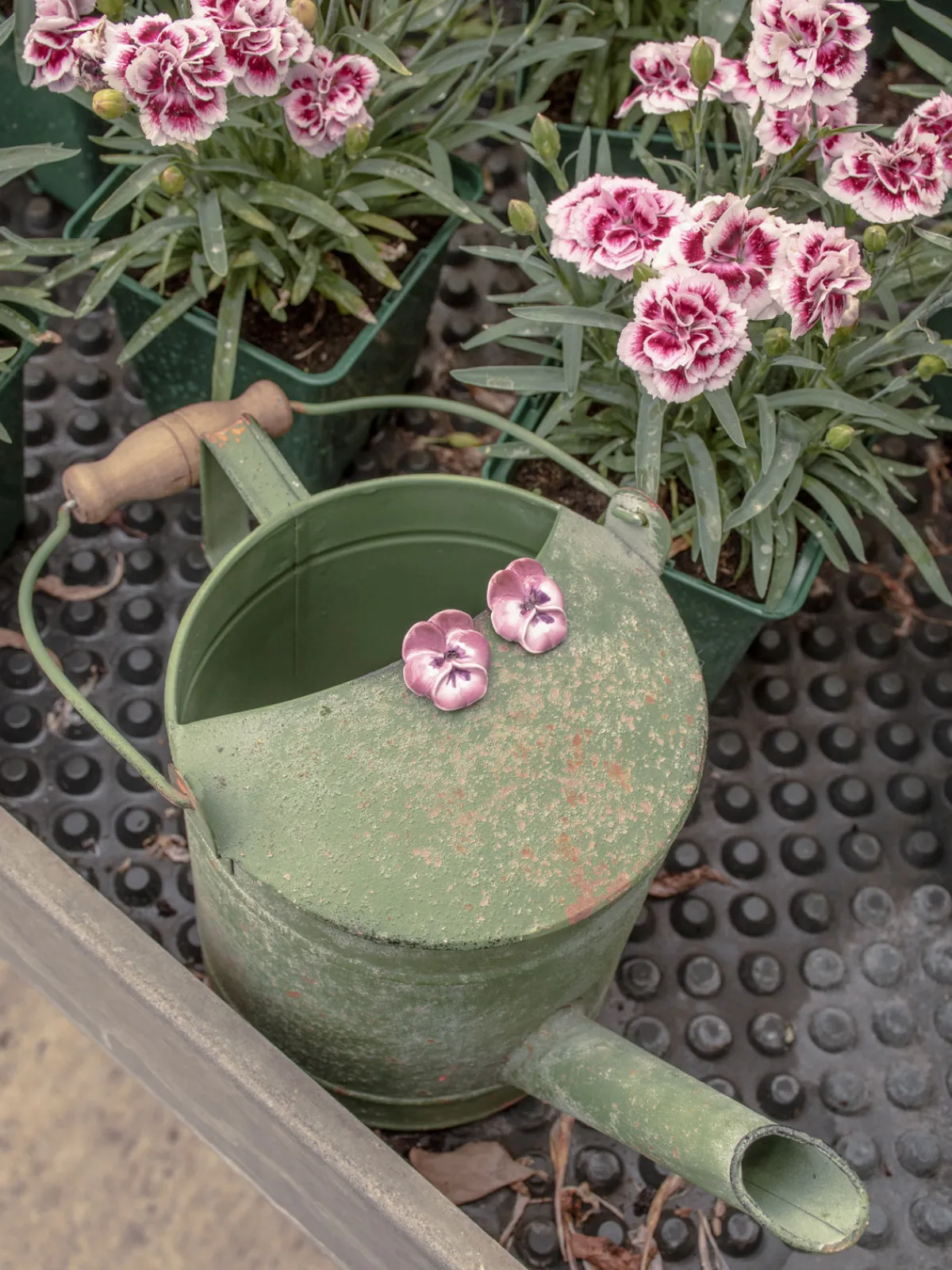Boucles d'oreilles puces - Fleur pensée>NACH BIJOUX