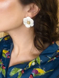 Boucles d'oreilles puces - Fleur blanche>NACH BIJOUX Outlet