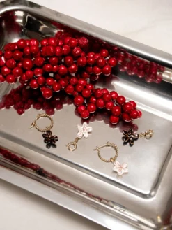 Charm's fleur d'Erine blanche><noscript><img width=