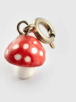 Charm's mushroom><noscript><img width=