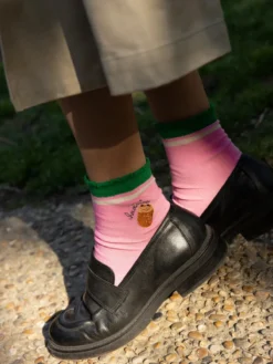 Chocolatine socks><noscript><img width=