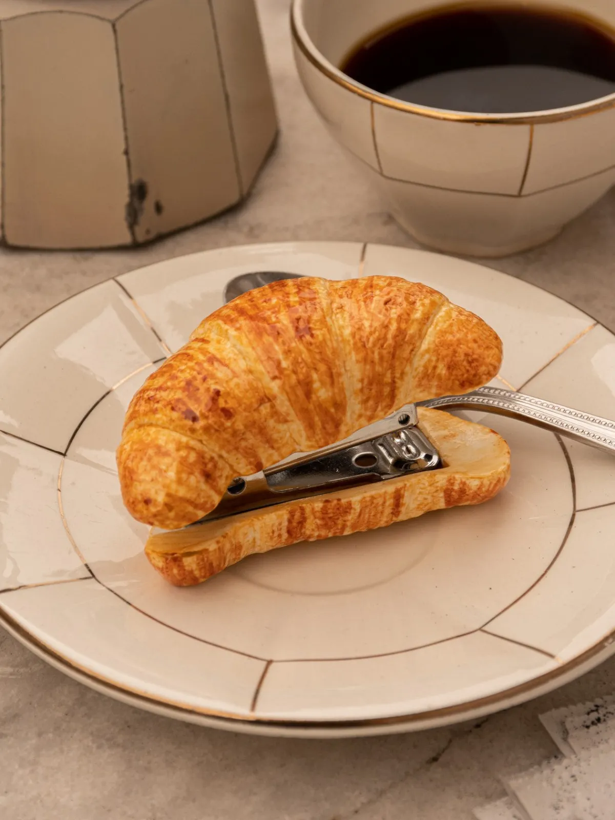 Croissant stapler>NACH BIJOUX New