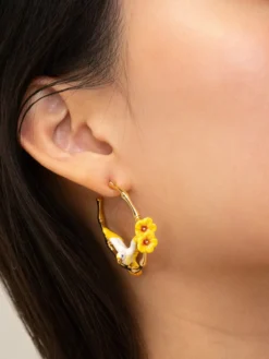 Créoles en bambou perroquet et fleurs><noscript><img width=