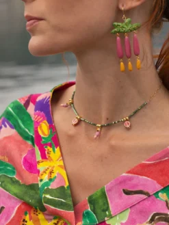 Hematite bead necklace with parakeets and pomegranates><noscript><img width=