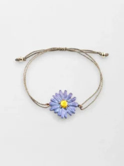 Iridescent cord bracelet with blue anemone flower>NACH BIJOUX Best