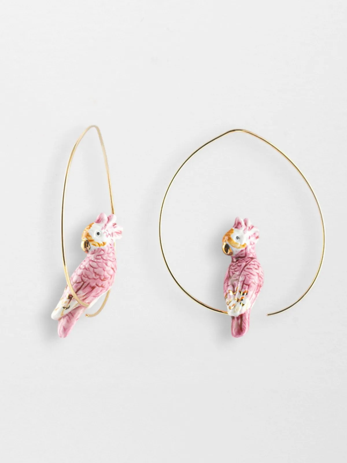 Large pink cockatoo hoop earrings>NACH BIJOUX Outlet
