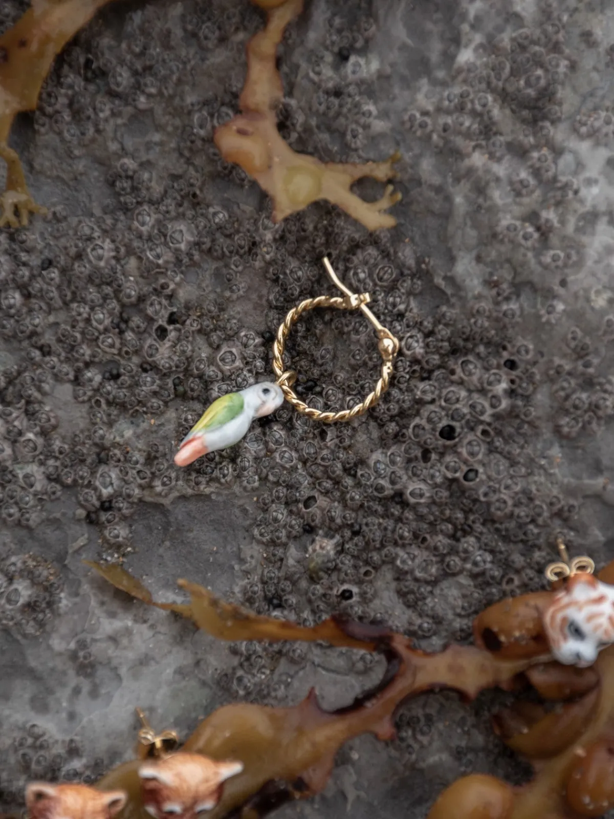Mini créole perroquet blanc et vert - Vendue à l'unité>NACH BIJOUX
