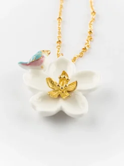 pear blossom and bird necklace><noscript><img width=