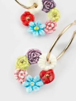 Petites créoles couronne de fleurs><noscript><img width=