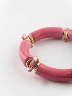 Pink cockatoo pearl bracelet><noscript><img width=