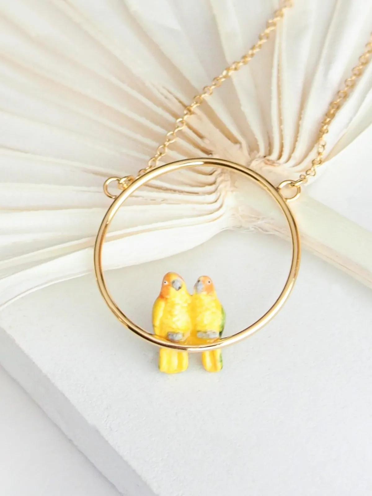 Round parrot couple necklace>NACH BIJOUX Online