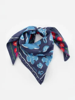 Scarf - Undergrowth><noscript><img width=