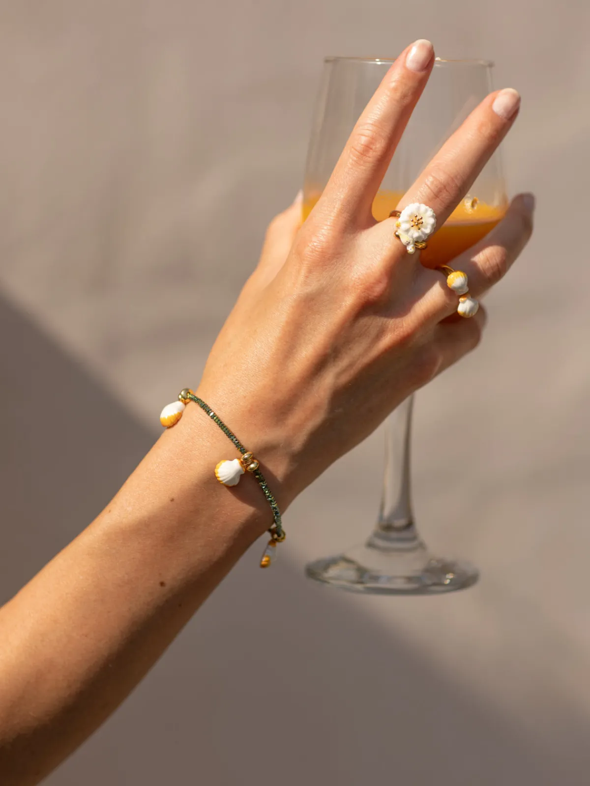 Shell hematite bead bracelet>NACH BIJOUX Discount