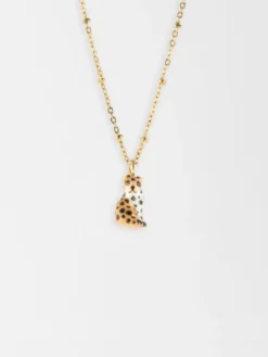 Sitting Leopard Necklace><noscript><img width=