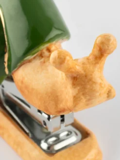 Snail stapler><noscript><img width=