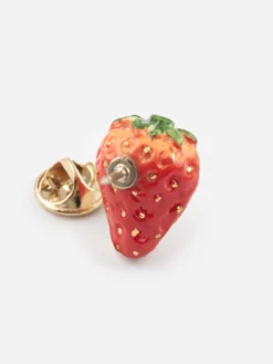 Strawberry pin><noscript><img width=
