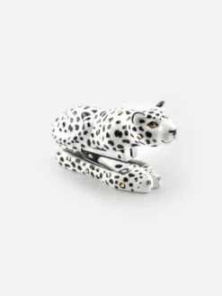 White and gold leopard print staple><noscript><img width=