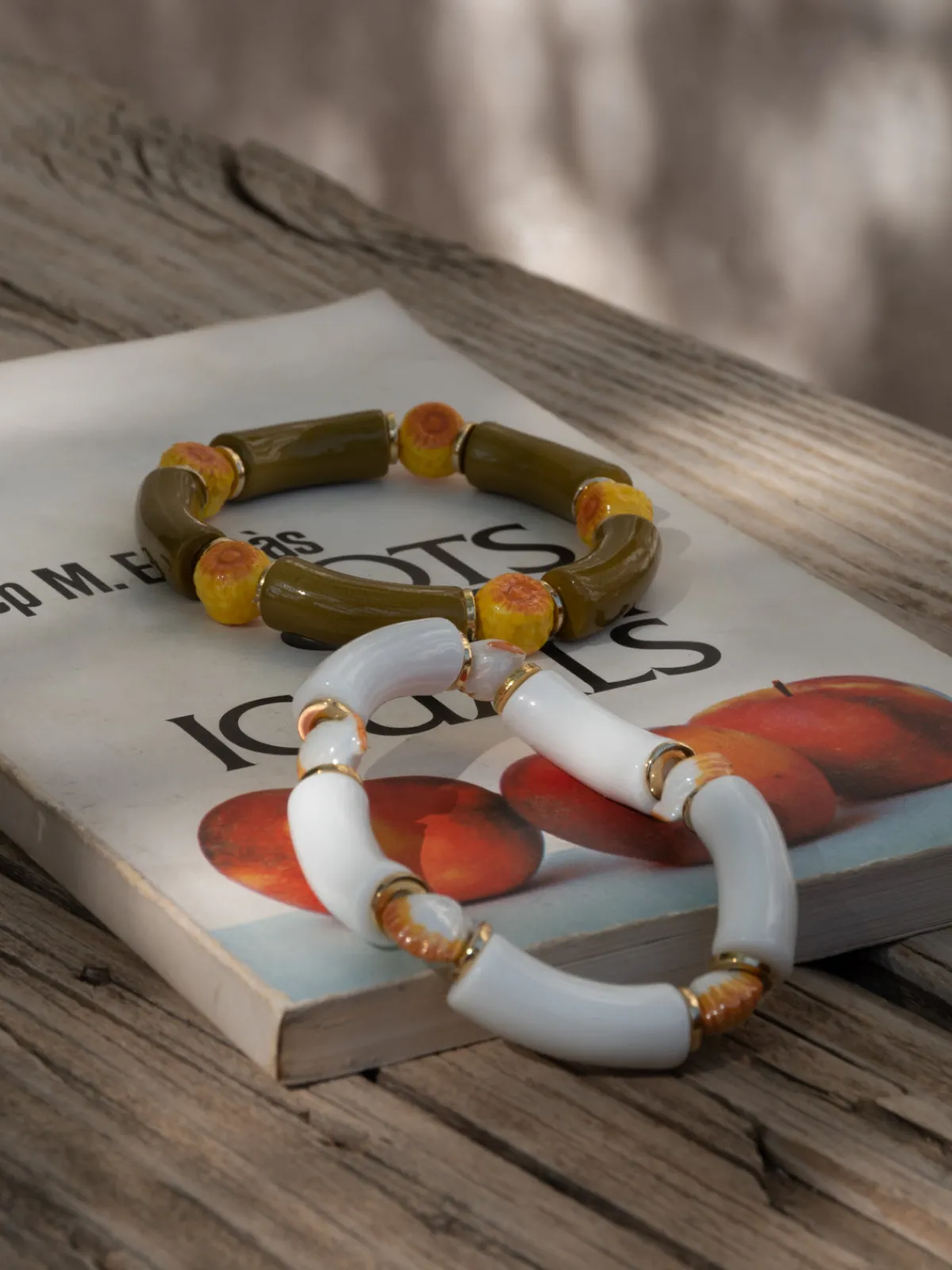 White pearl shell bracelet>NACH BIJOUX